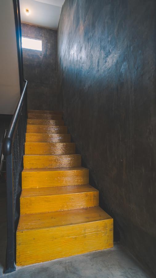 Penak Malioboro Hostel Jogjakarta Buitenkant foto