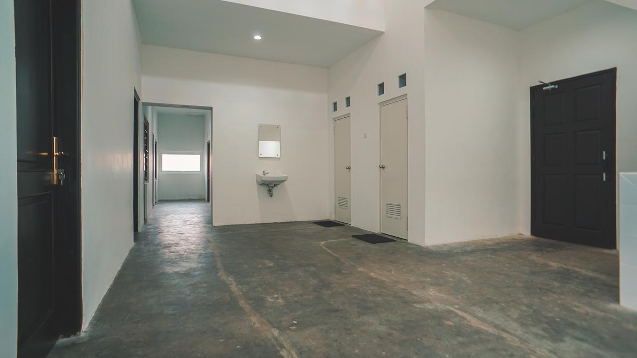 Penak Malioboro Hostel Jogjakarta Buitenkant foto